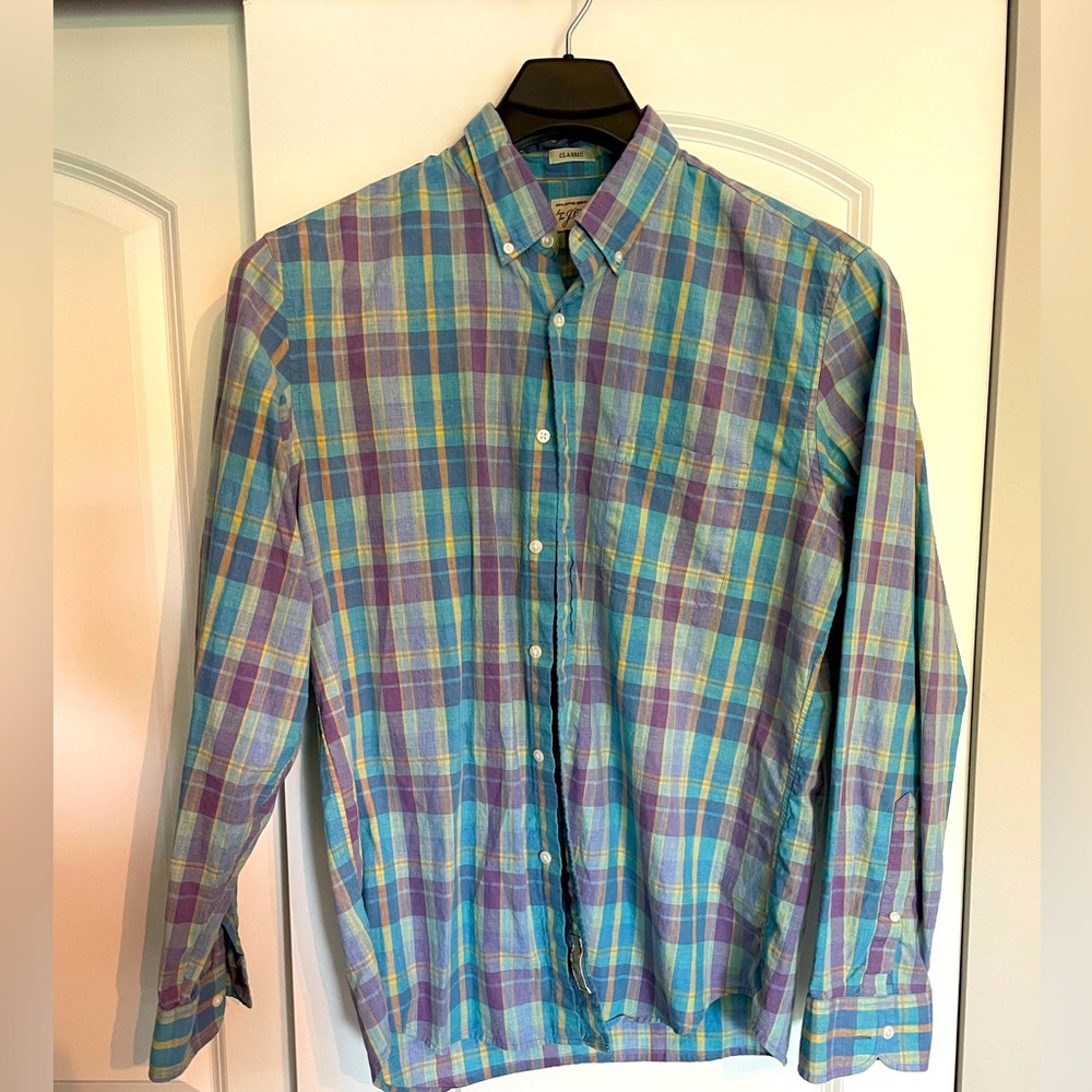 J.Crew mens button down. Size Large